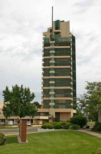 Price Tower in Bartlesville, Oklahoma (1956)