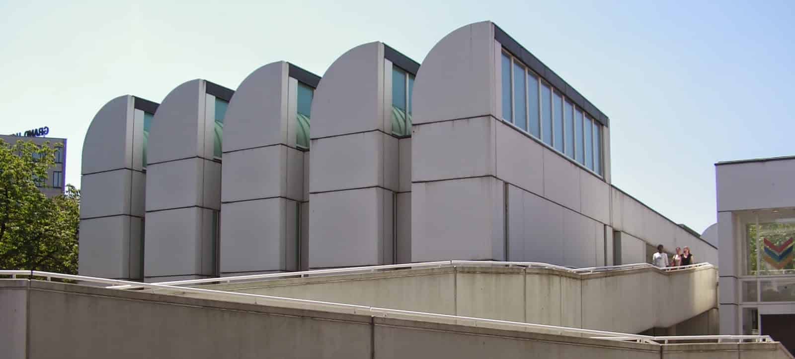 Walter Gropius' Bauhaus Archiv