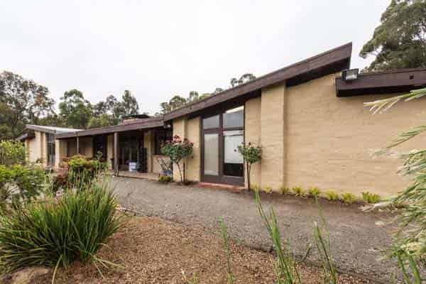 Coller house, 10 Eucalyptus Rd Eltham. VIC 3095. Designed by Alistair Knox, plan dated January 1974, job number 720