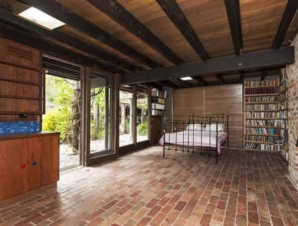 Green House, 25 Kendall La, Hurstbridge. Vic 3099 Mud brick house for David Williamson and Kristin Green designed by Alistair Knox, job number 661 plan dated November 1972-March 1973