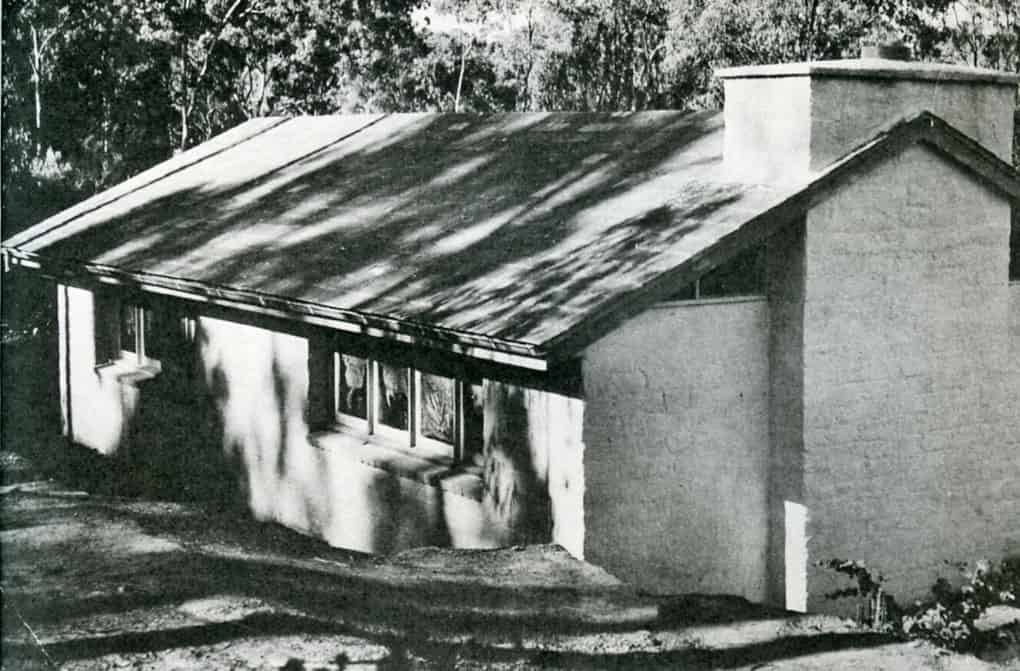 The first stage of the Le Gallienne Downing house 1948